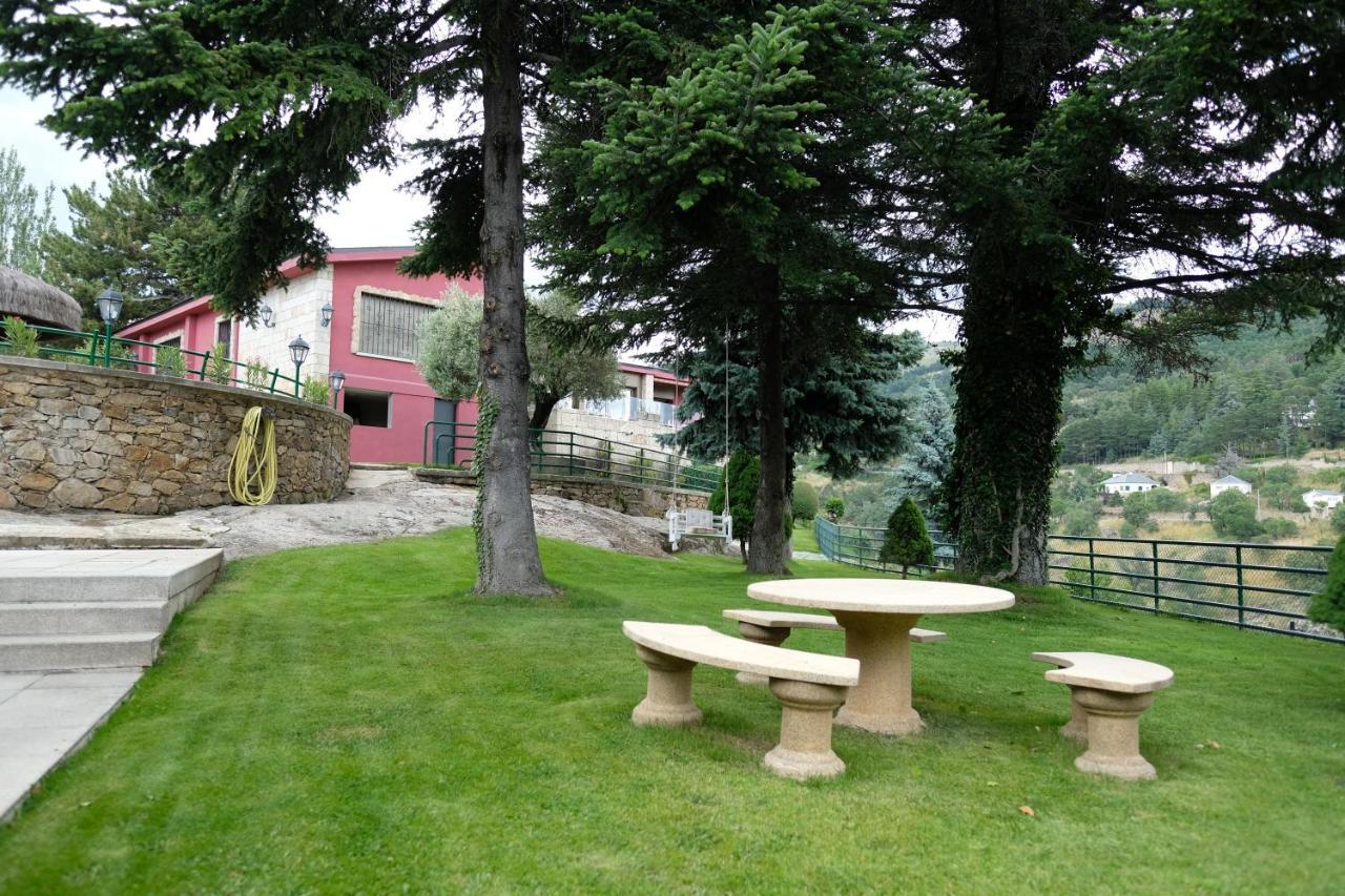 El Barranco De Miraflores Мирафлорес де ла Сиера Екстериор снимка