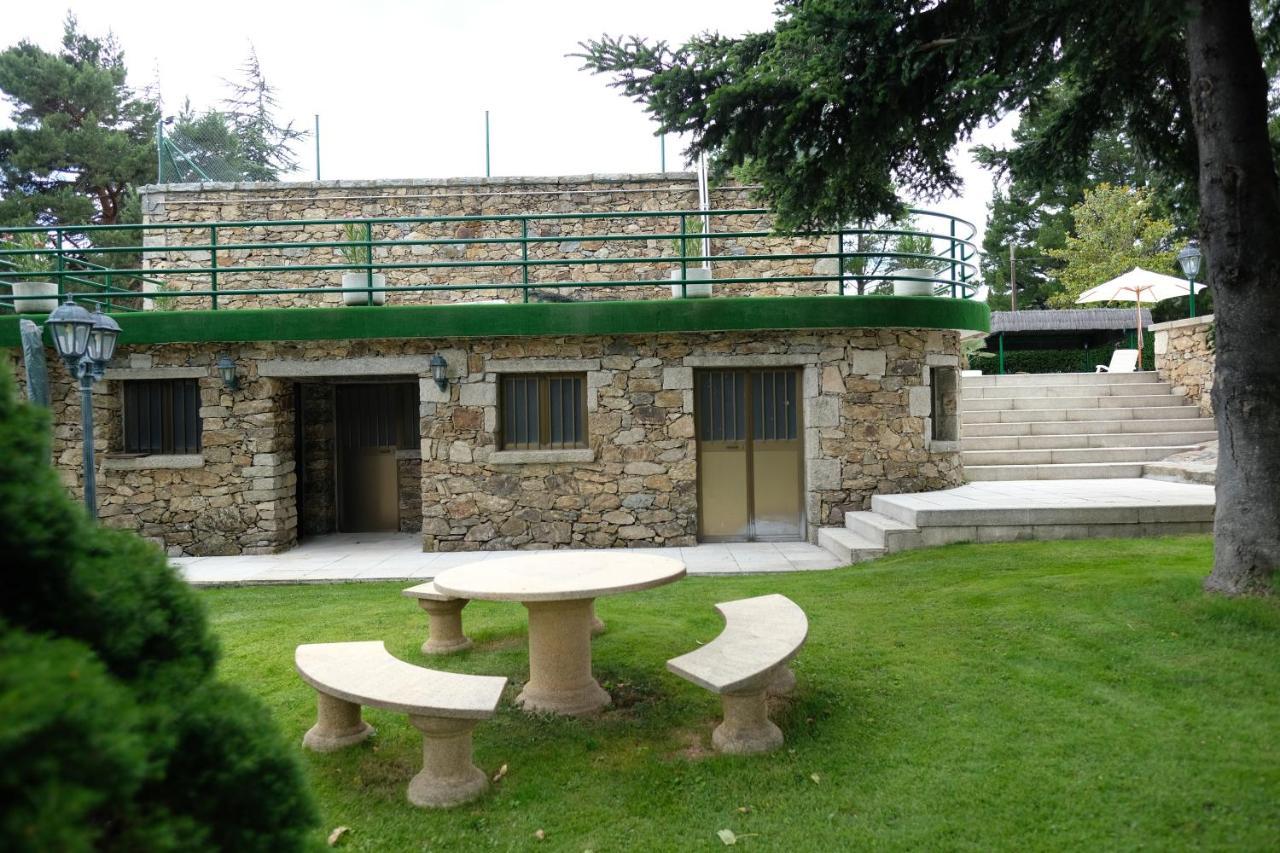 El Barranco De Miraflores Мирафлорес де ла Сиера Екстериор снимка